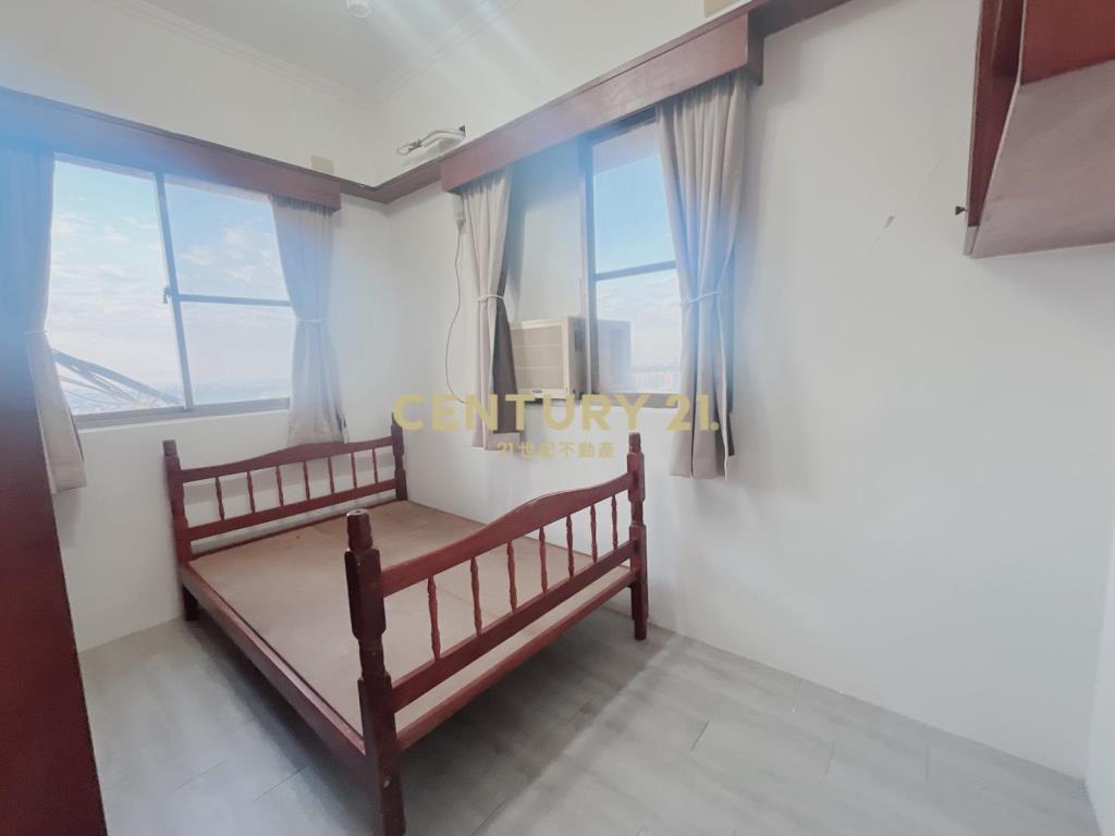 楊梅體育園區凱薩3房車