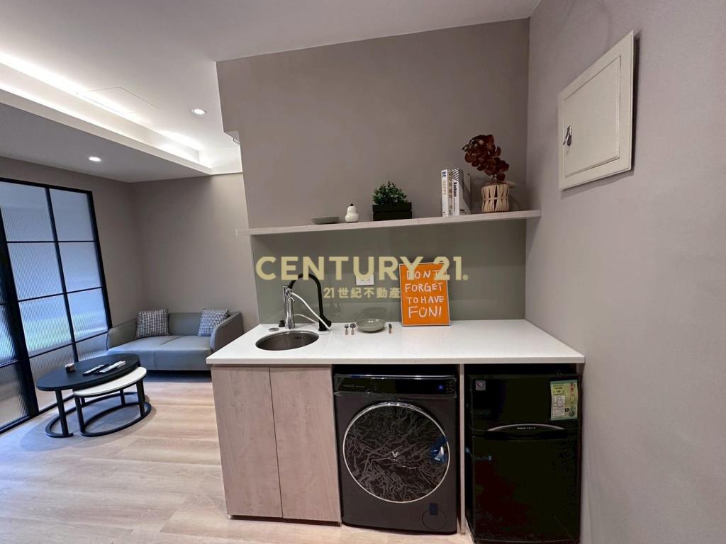 近平鎮高中精緻套房B