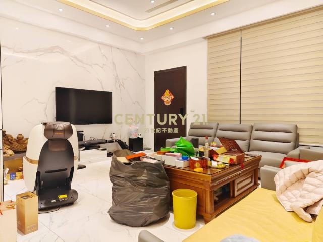 楊梅市中心電梯大別墅