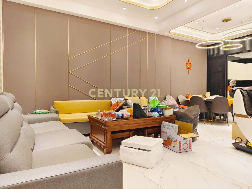 楊梅市中心電梯大別墅