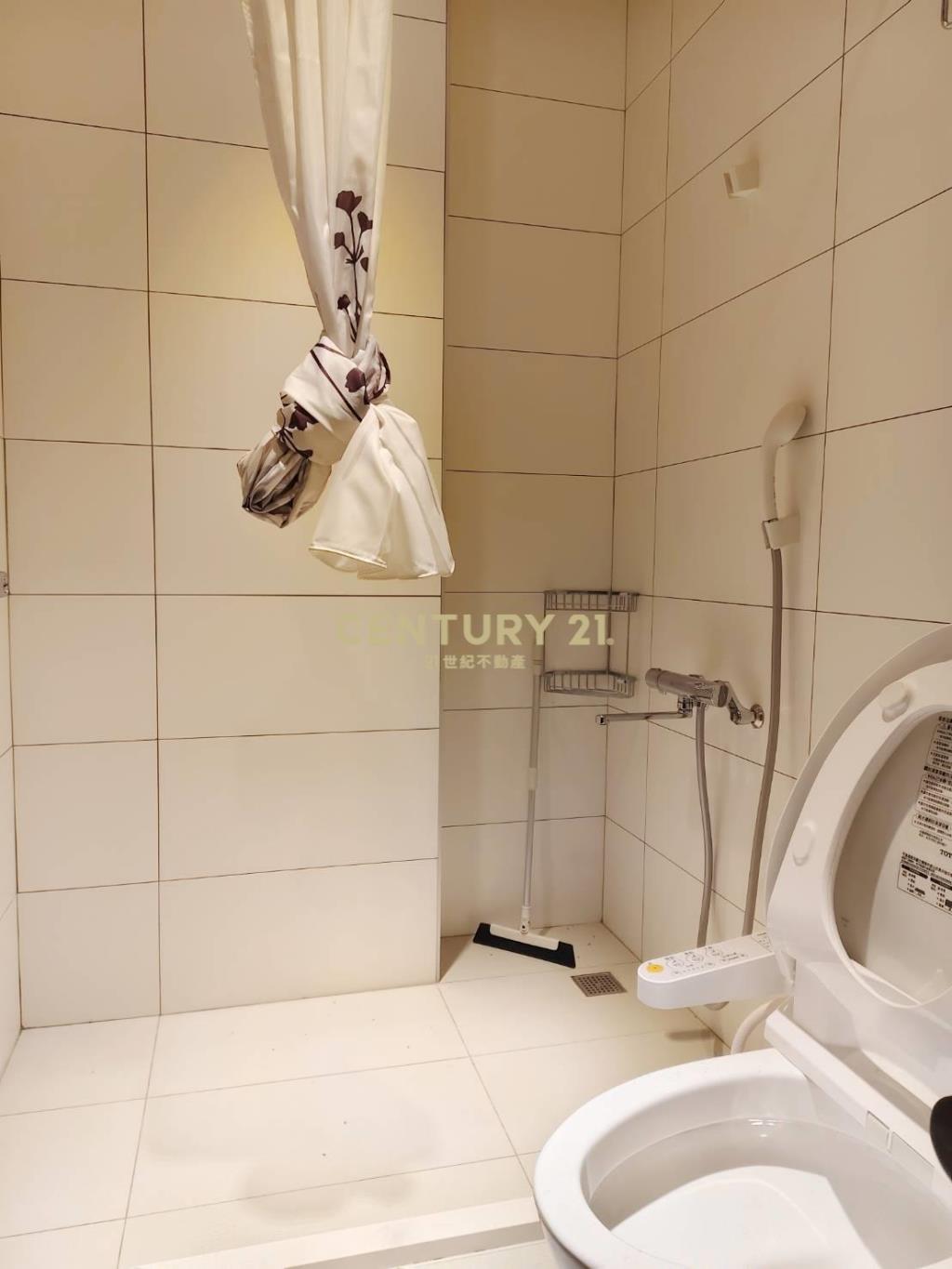 楊梅市中心電梯大別墅