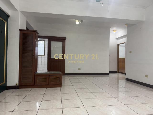 楊梅第一景NO2三房車