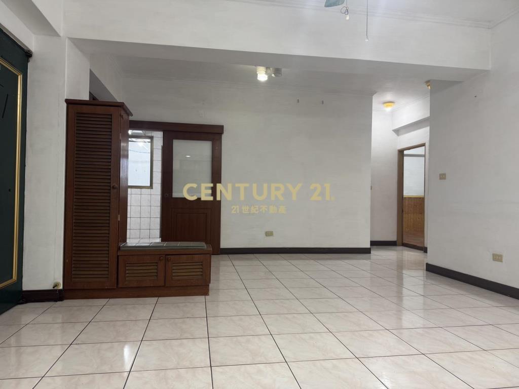 楊梅第一景NO2三房車