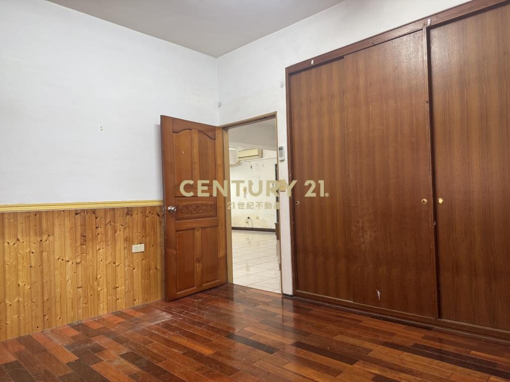 楊梅第一景NO2三房車