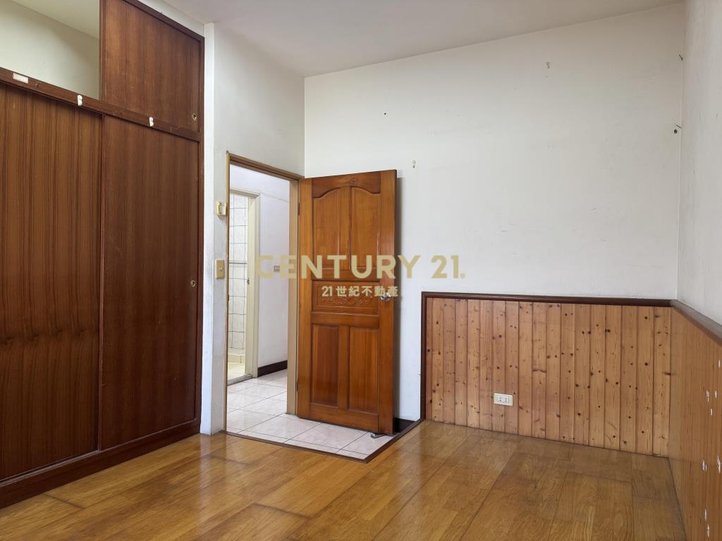 楊梅第一景NO2三房車