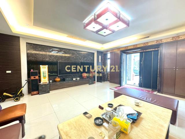 近SOGO大地坪別墅