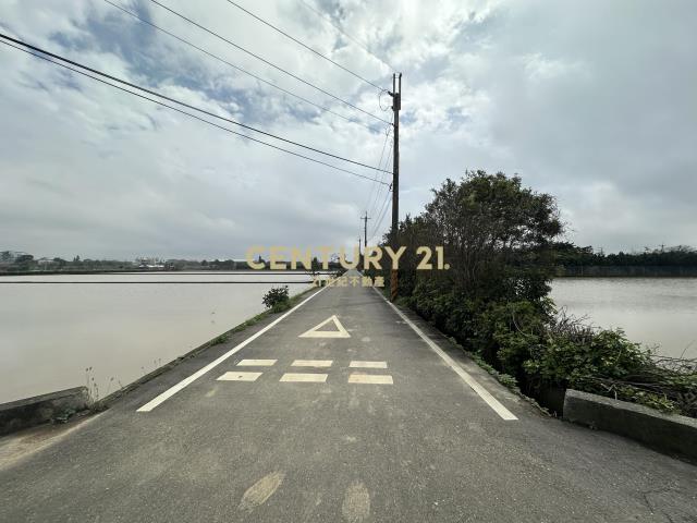 新屋三民路臨路方正優質農地