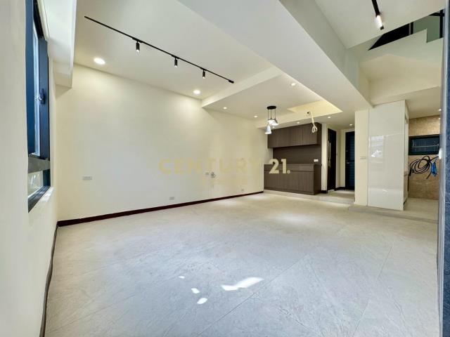 新屋中華南路整新透天