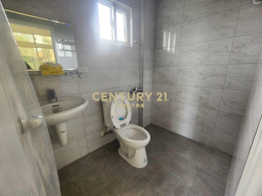 富岡國中美田+合法資材室