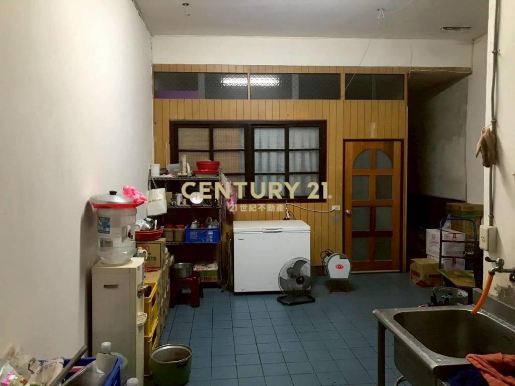 正商業區民權大地坪黃金透店