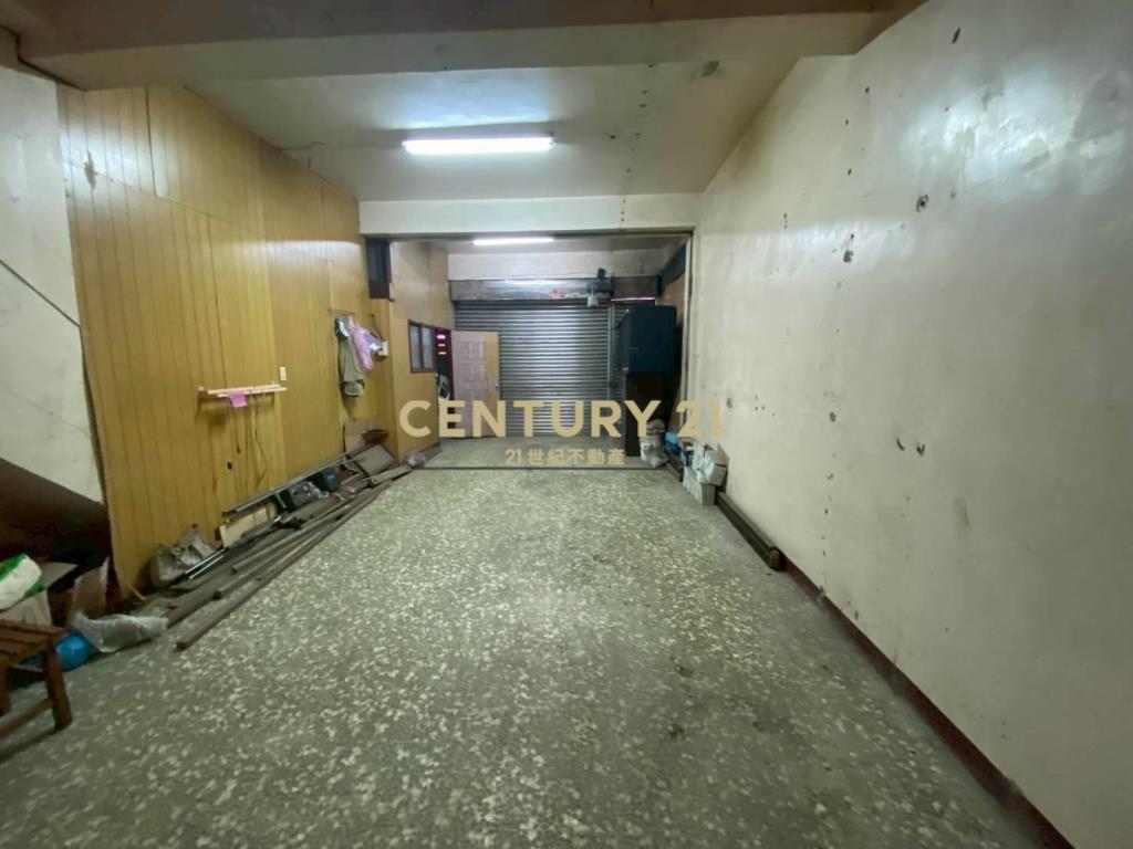 正商業區A22捷運站大面寬透店