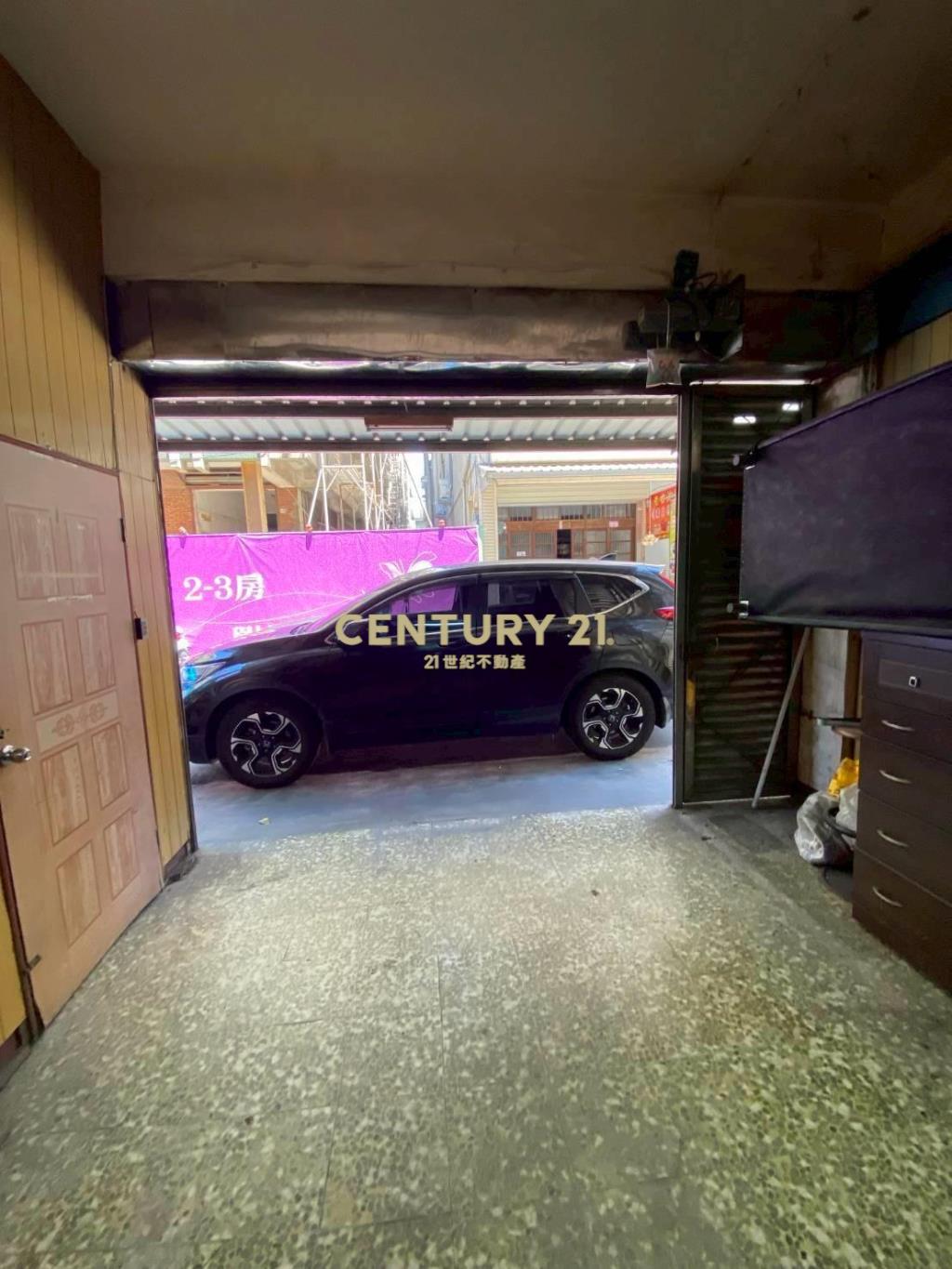 正商業區A22捷運站大面寬透店