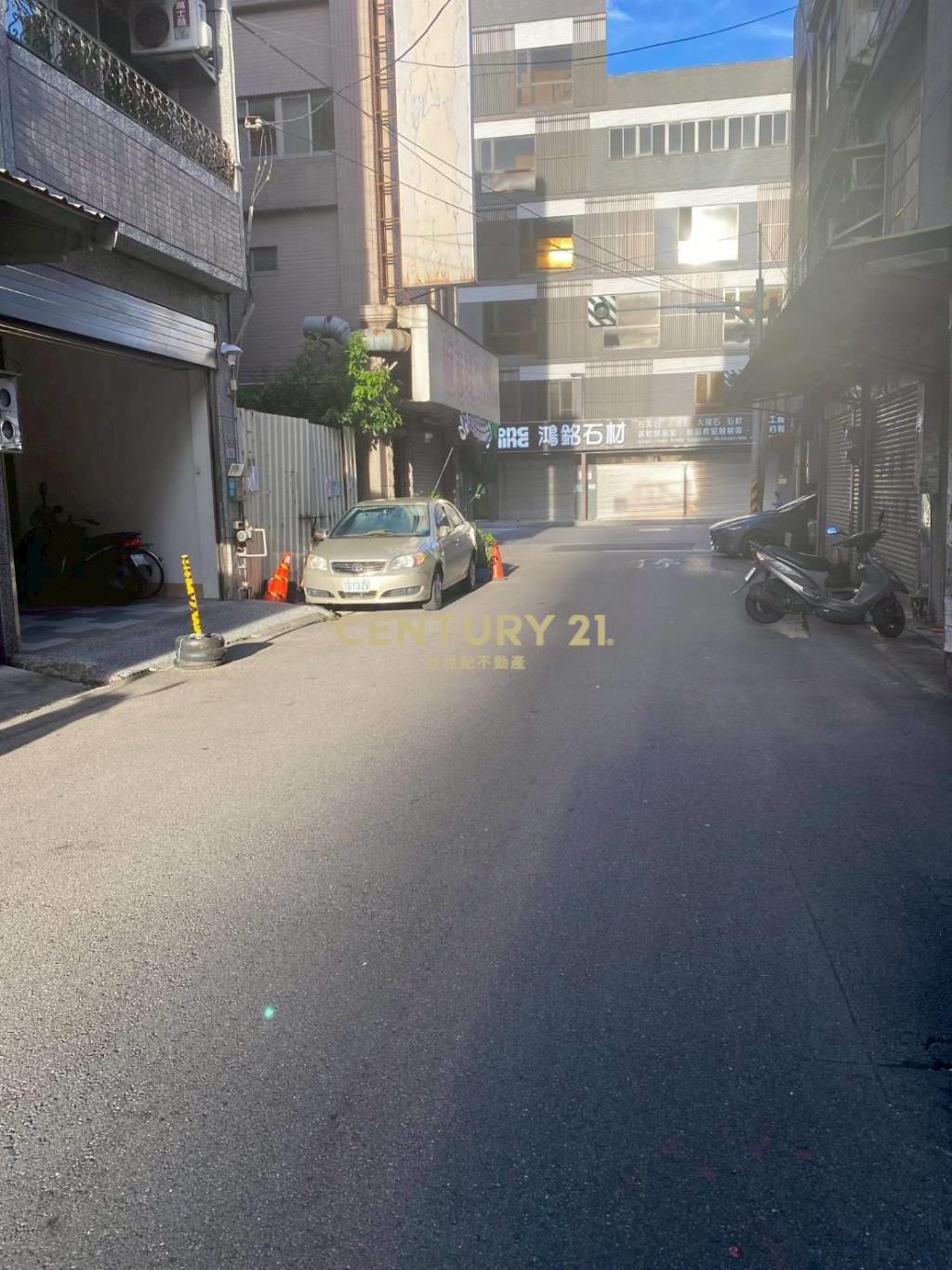 正商業區A22捷運站大面寬透店