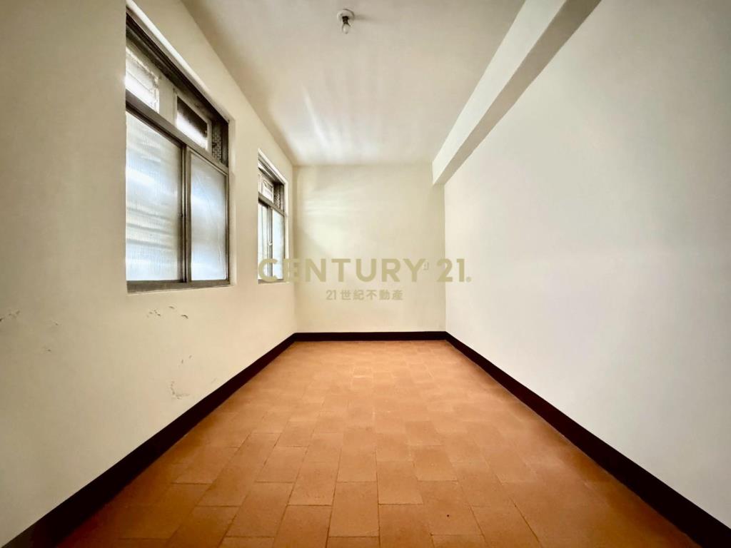 近水美國小低總價孝親房透天