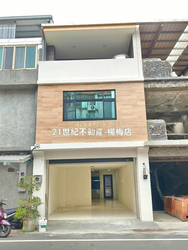 龍潭市區🏆10米大同路旁金透天