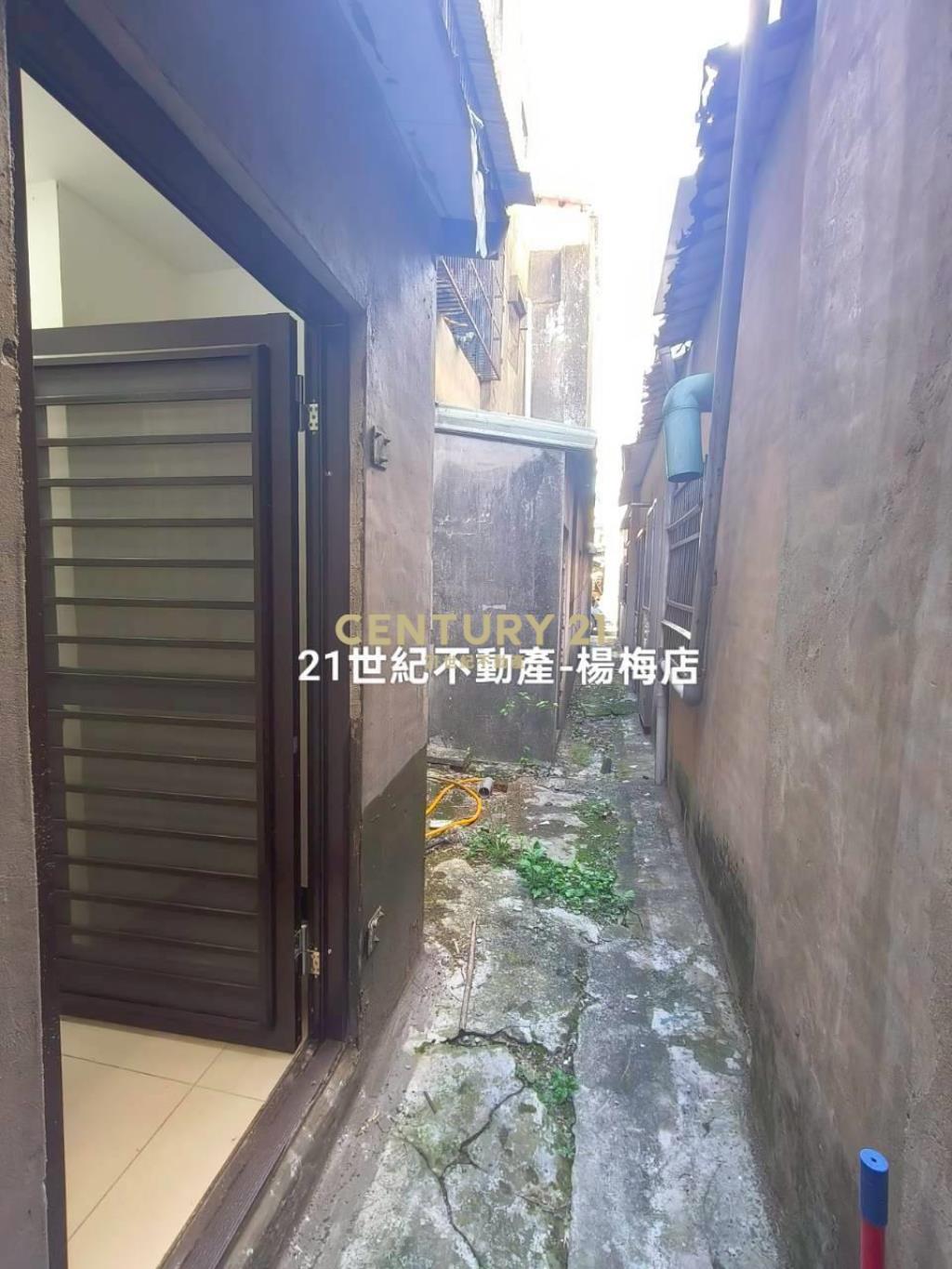 桃醫新屋🏠一樓車庫🚗孝親房透天