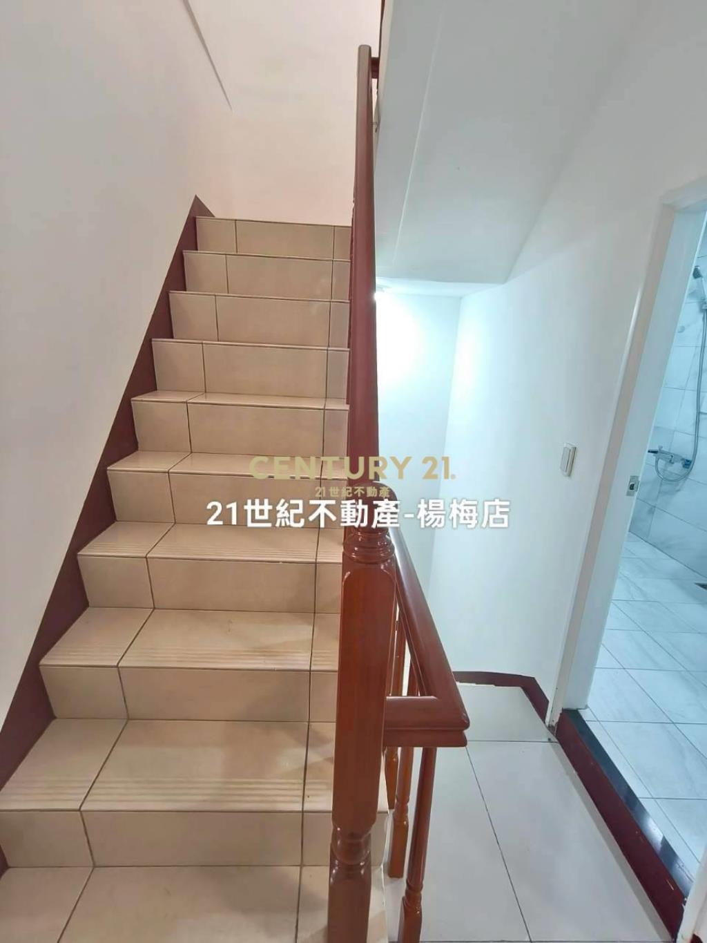 桃醫新屋🏠一樓車庫🚗孝親房透天