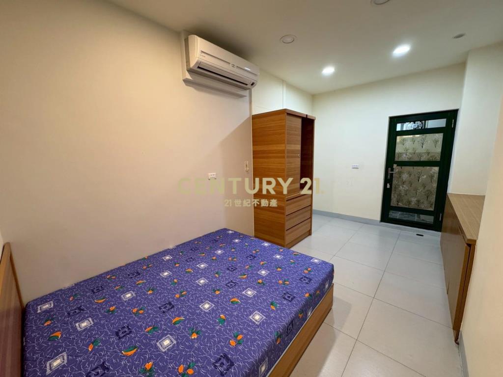 楊梅近省道收租7套房~屋齡新