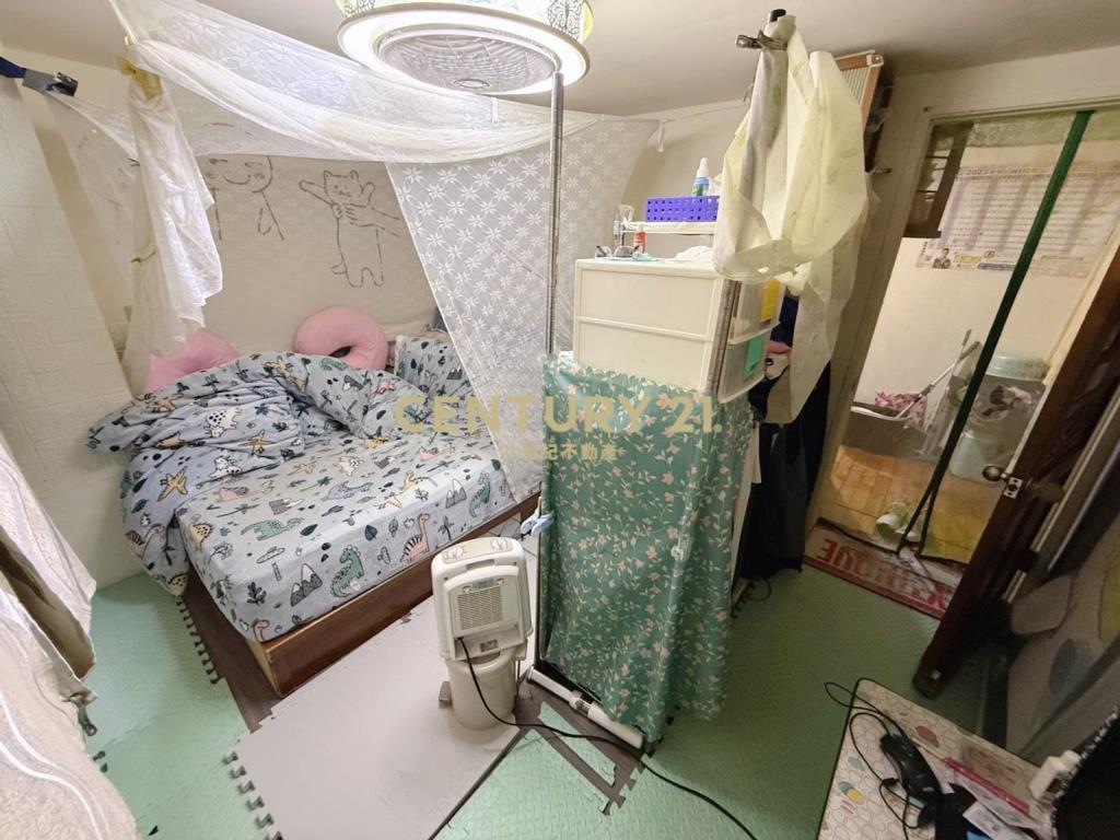 168便宜樓中樓2房車