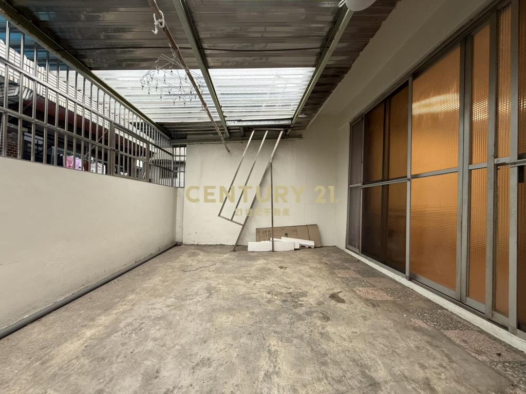 平鎮靜巷大面寬透天