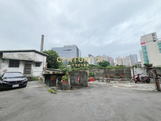 板橋愛買正核心+遠東通訊園區工業地