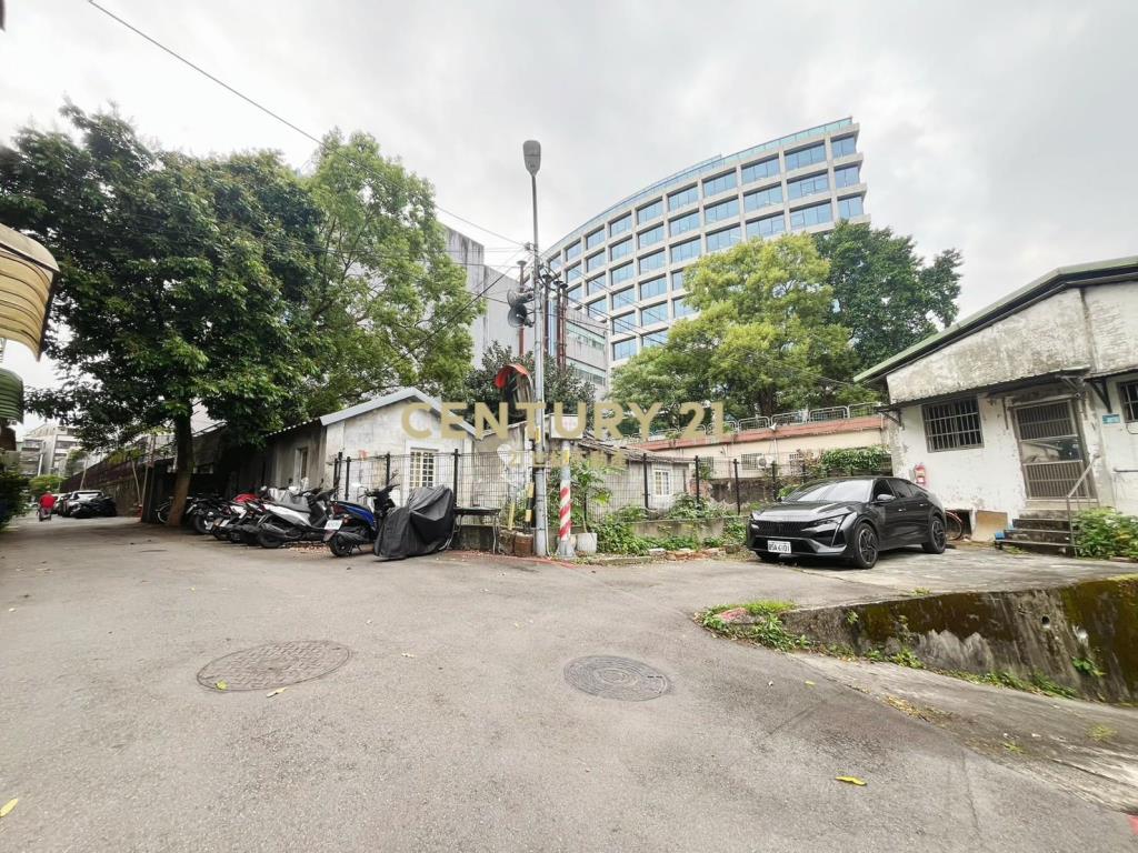 板橋愛買正核心+遠東通訊園區工業地