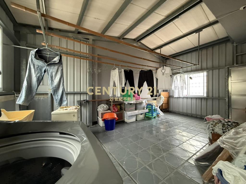 近尚順商城、昌隆重劃區.雙車位美透天