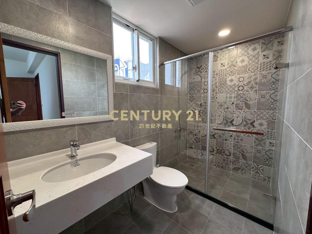 楊梅美墅-荷蘭小鎮邊間雙車位四套房