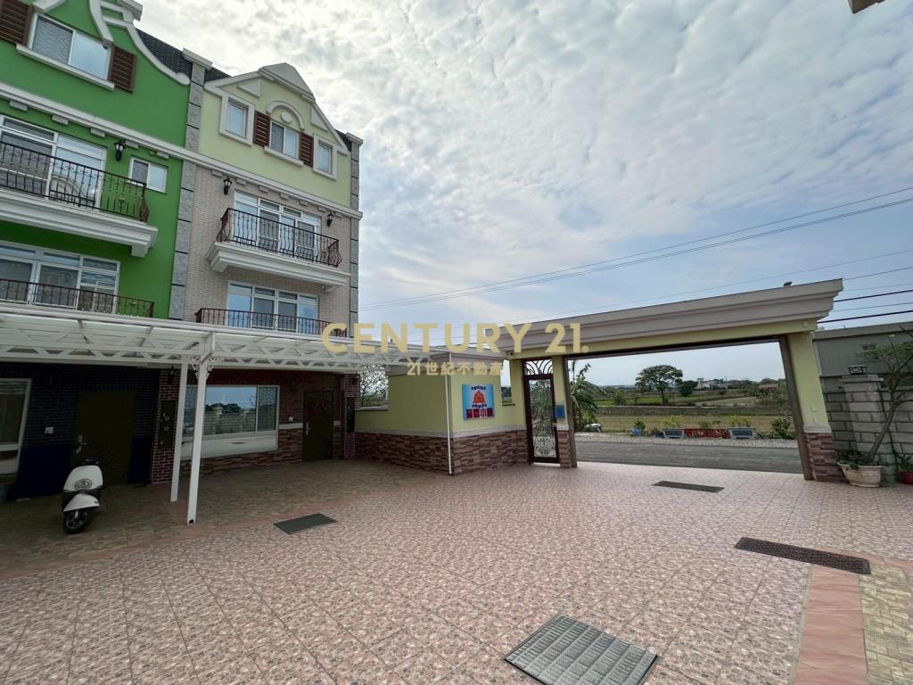 楊梅美墅-荷蘭小鎮邊間雙車位四套房