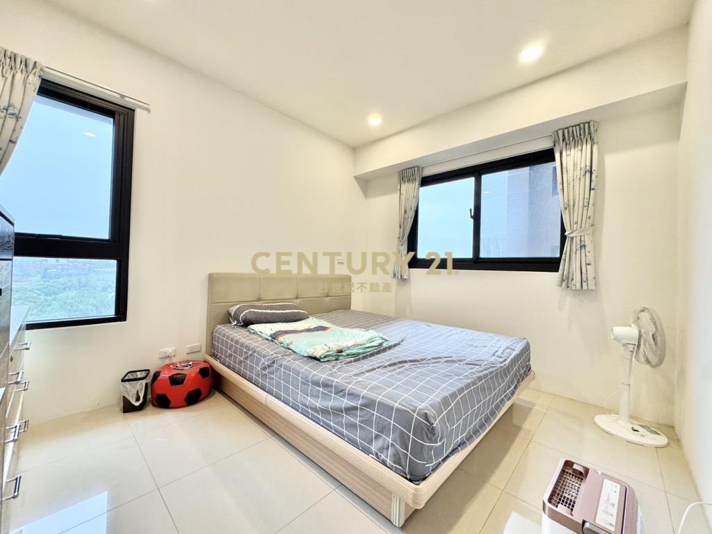 過嶺重劃區★三面採光★峰雲★四房車