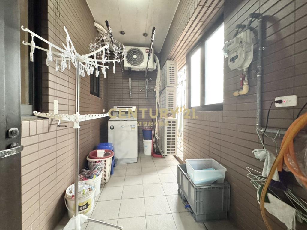 過嶺重劃區★三面採光★峰雲★四房車