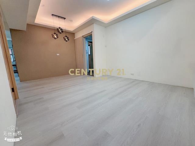 近楊梅交流道凱薩裝潢3房