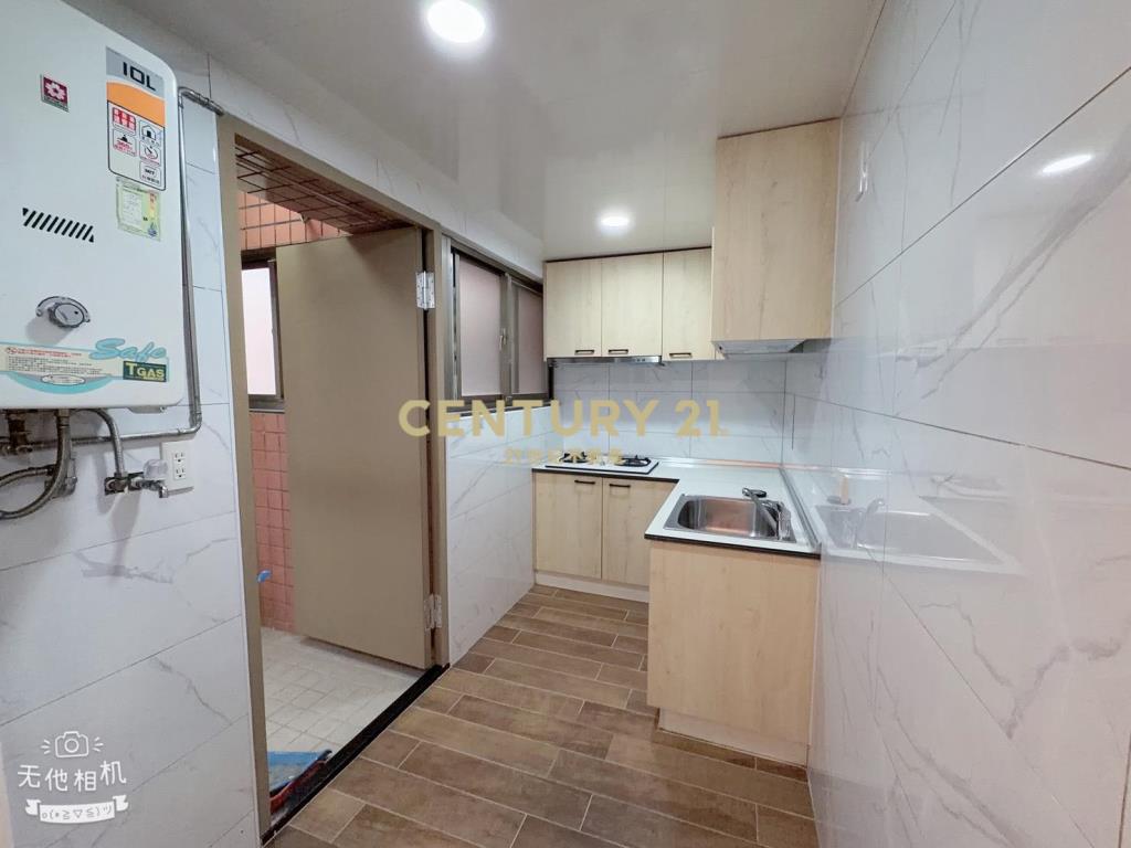 近楊梅交流道凱薩裝潢3房