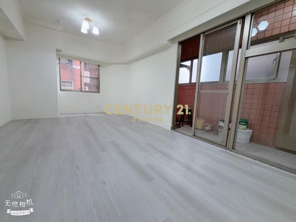 近楊梅交流道凱薩裝潢3房