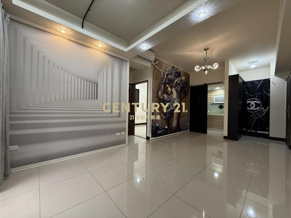 好時代大露臺2房車