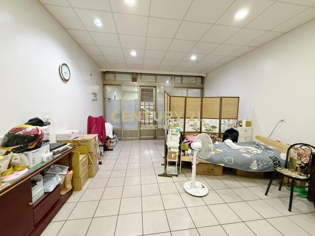 楊梅市區10米路透天