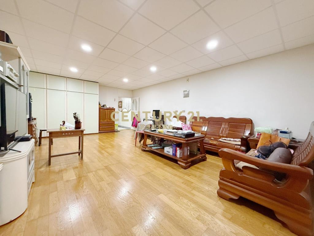 楊梅市區10米路透天