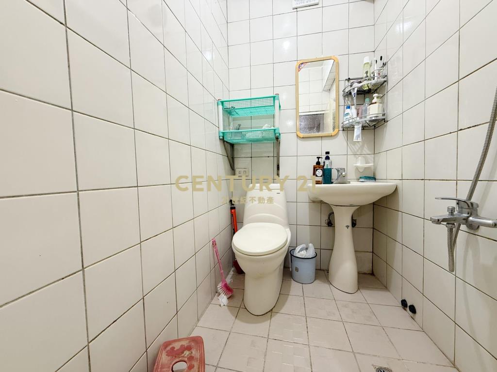 楊梅市區10米路透天