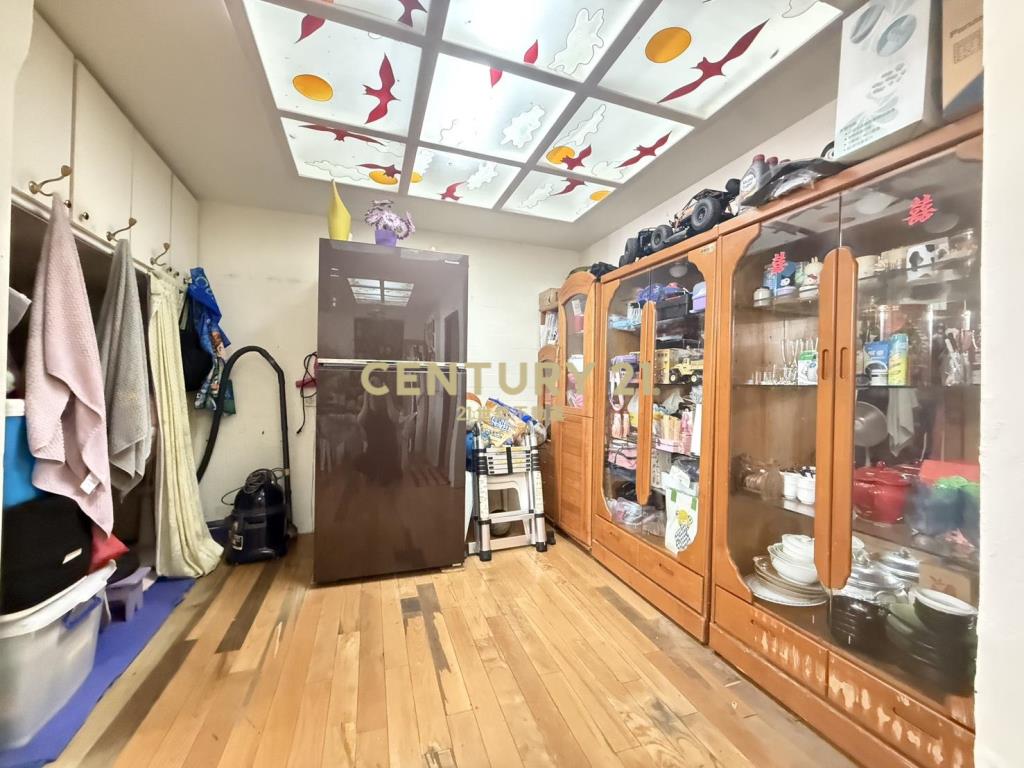 平鎮近山子頂大地坪室內車庫