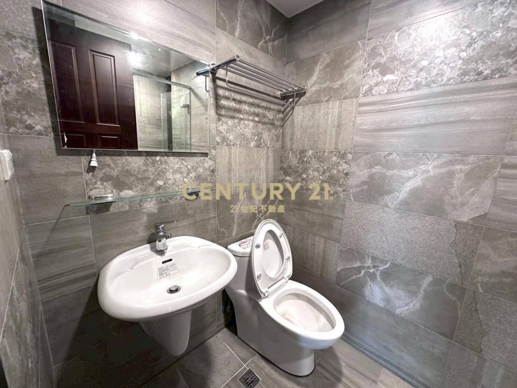 櫻花旭次頂樓景觀三房車