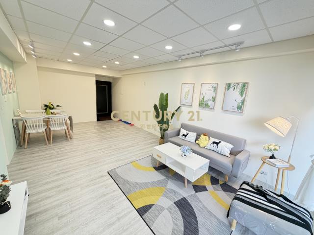 凱薩精美三房車