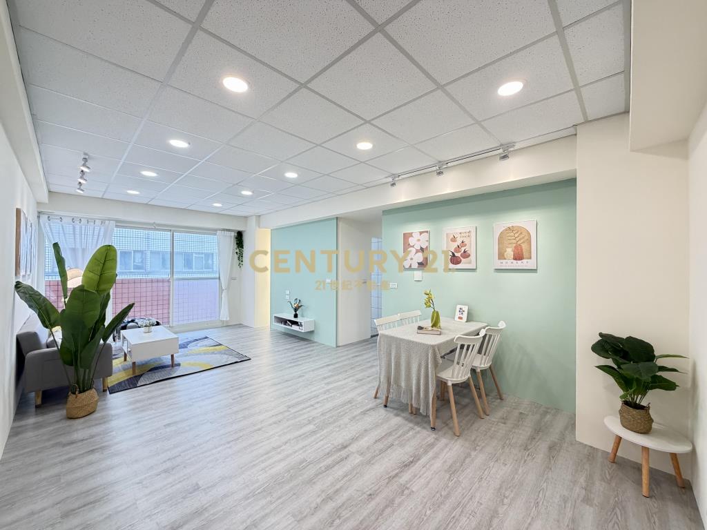 凱薩精美三房車