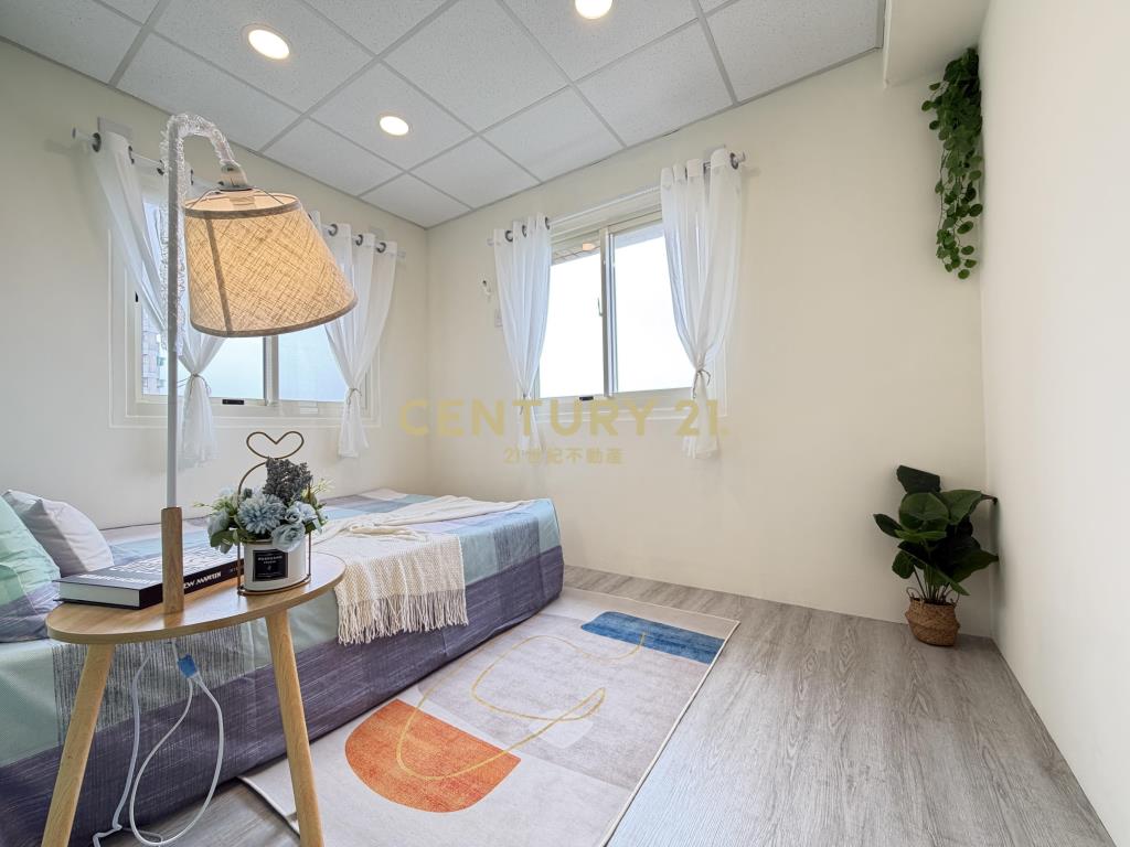 凱薩精美三房車