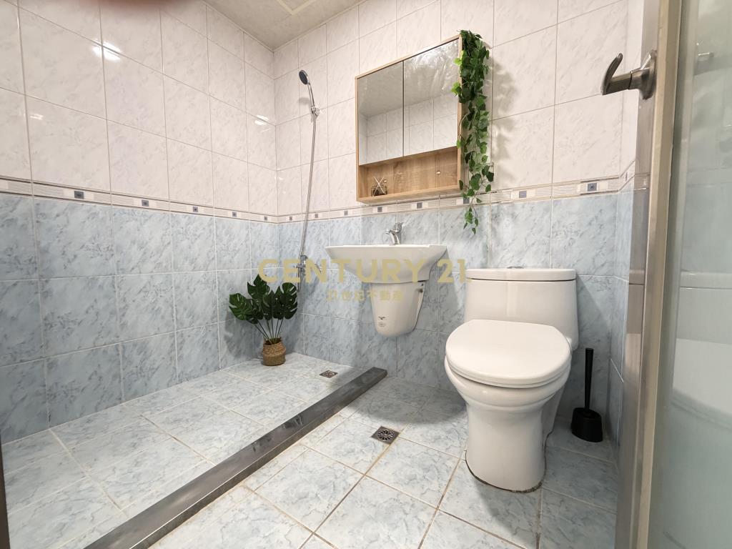 凱薩精美三房車