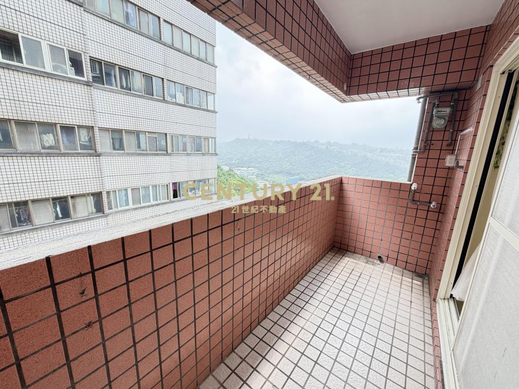 凱薩精美三房車