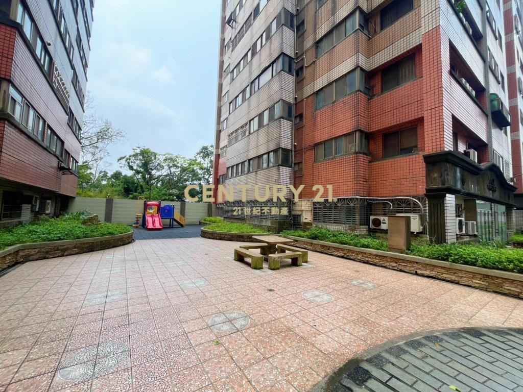 凱薩精美三房車