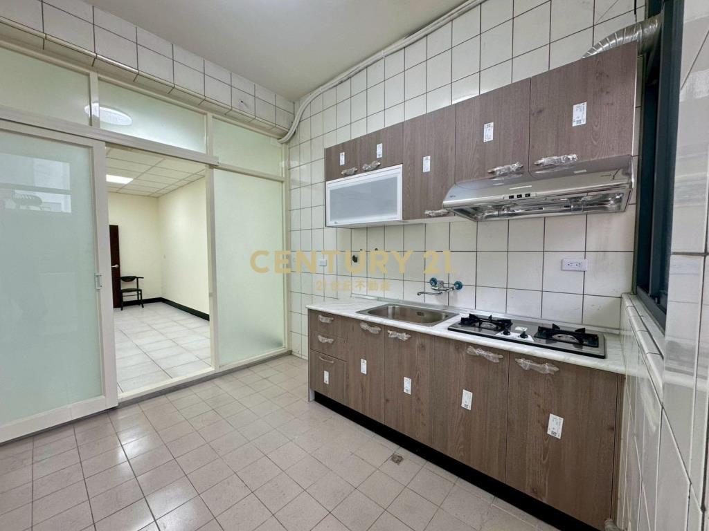 楊梅市場室內大坪數2房