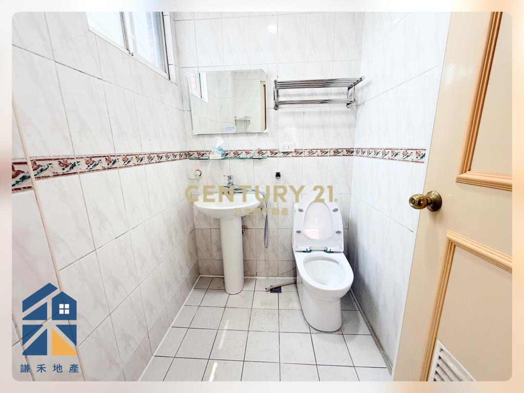 楊湖路湖適公寓四大房+車位