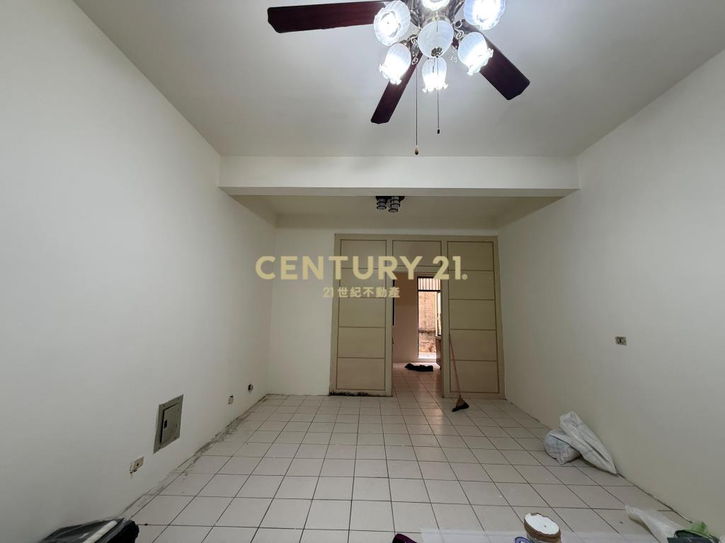 觀音草漯低總價透天