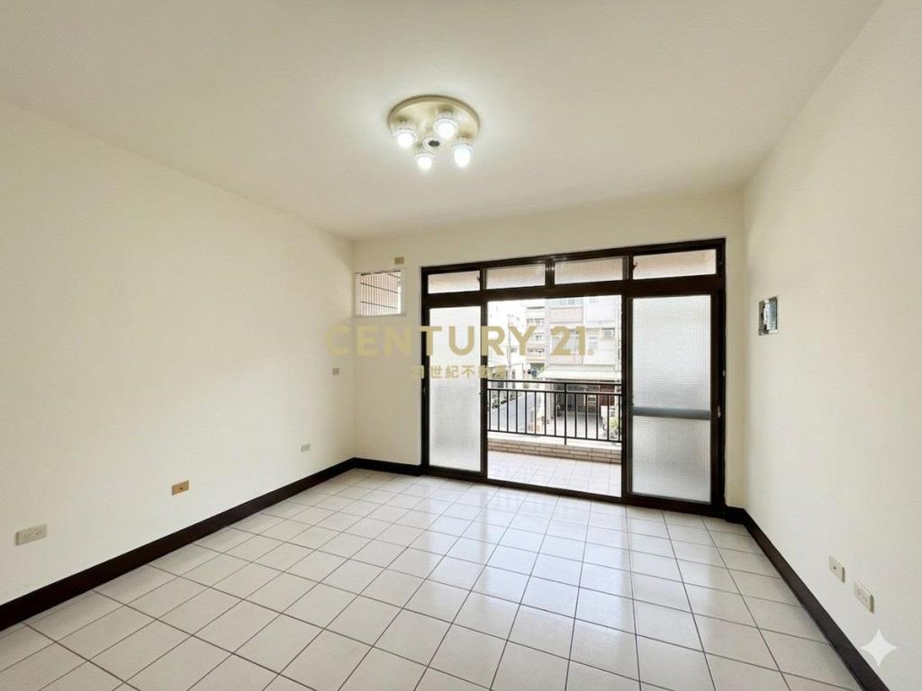 觀音草漯低總價透天